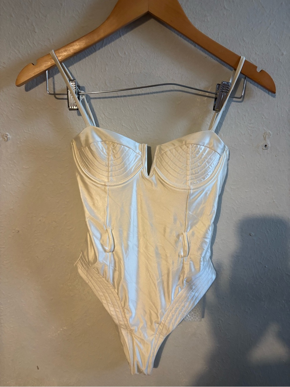One-Piece‎ White Bustier Swimsuit